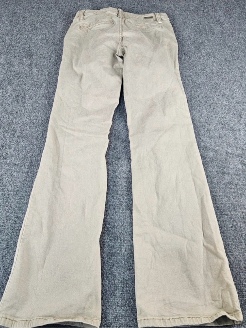 BKE Women's Leg bootcut Jeans in Light Khaki size 24 excellent condition - Picture 3 of 7